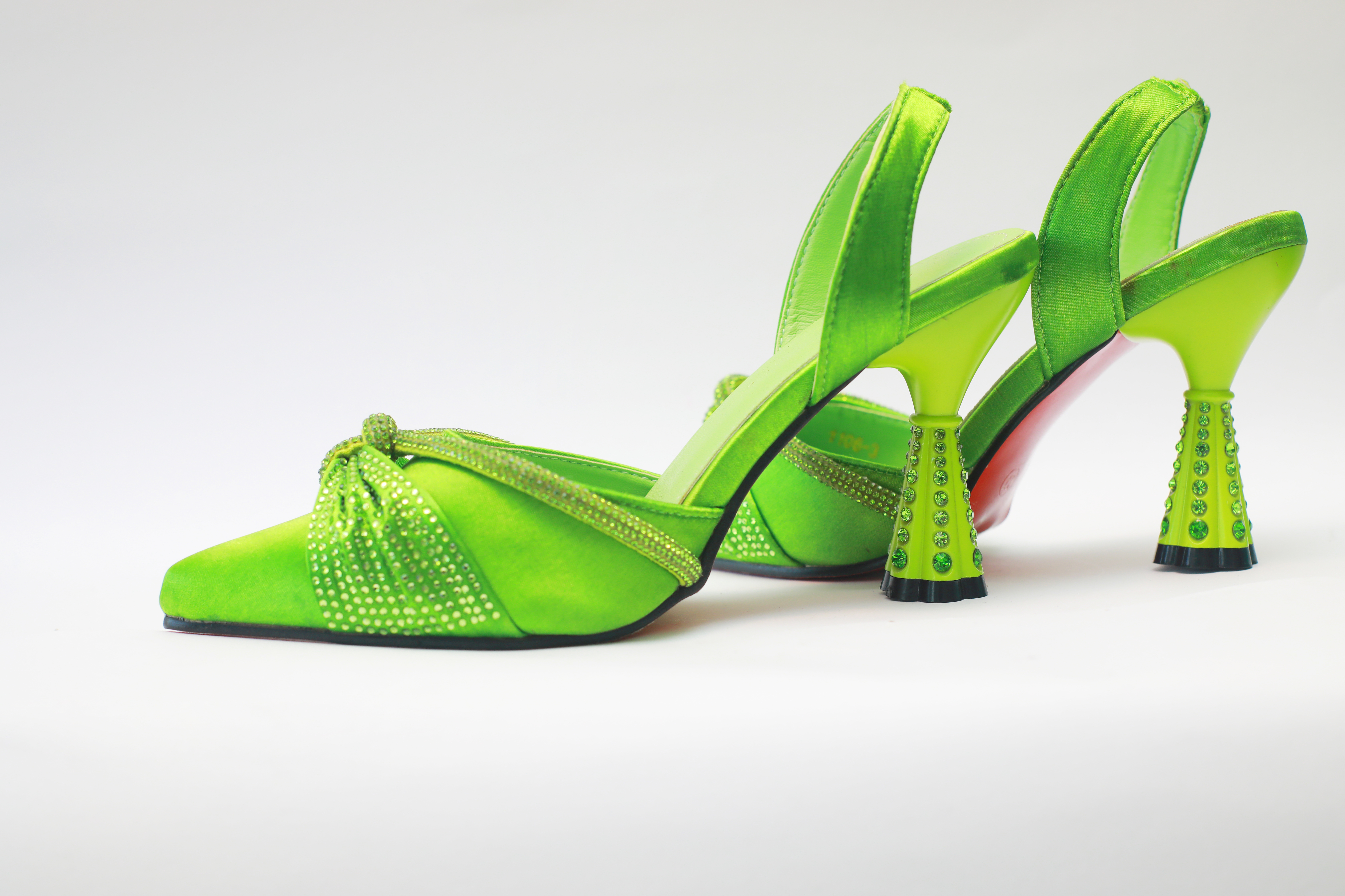 Ify Pencil Mouth Sandal – Green Edition view 3
