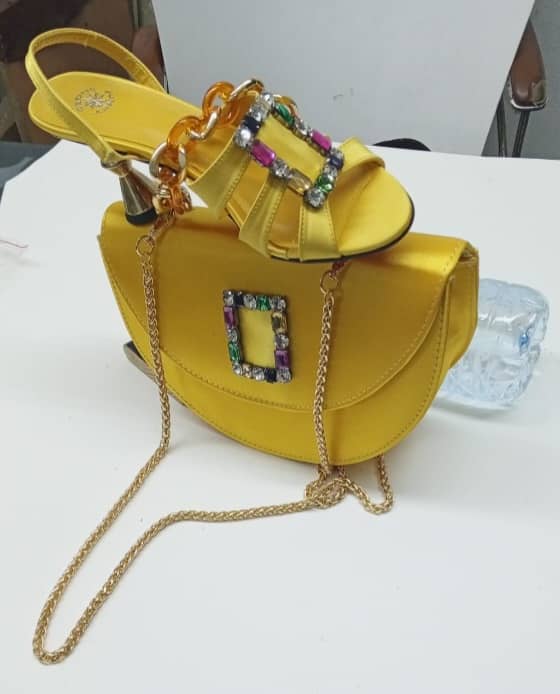 FUNKY YELLOWIT - Yellow Shoe & Bag Set view 3
